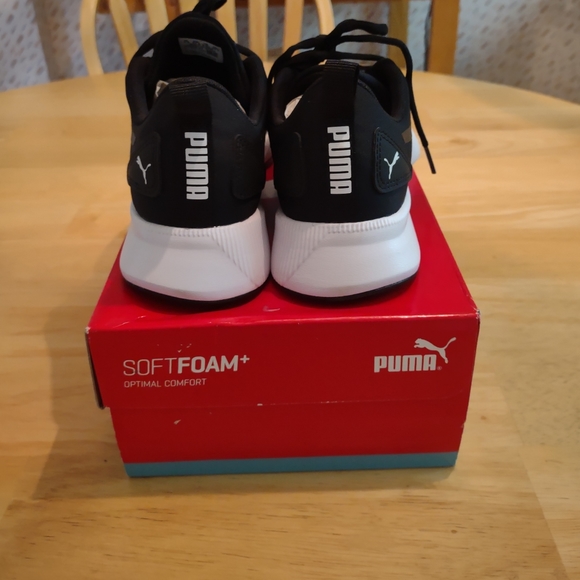 Puma Softfoam Optimal Comfort Sneakers Size 5.5 - Picture 4 of 8